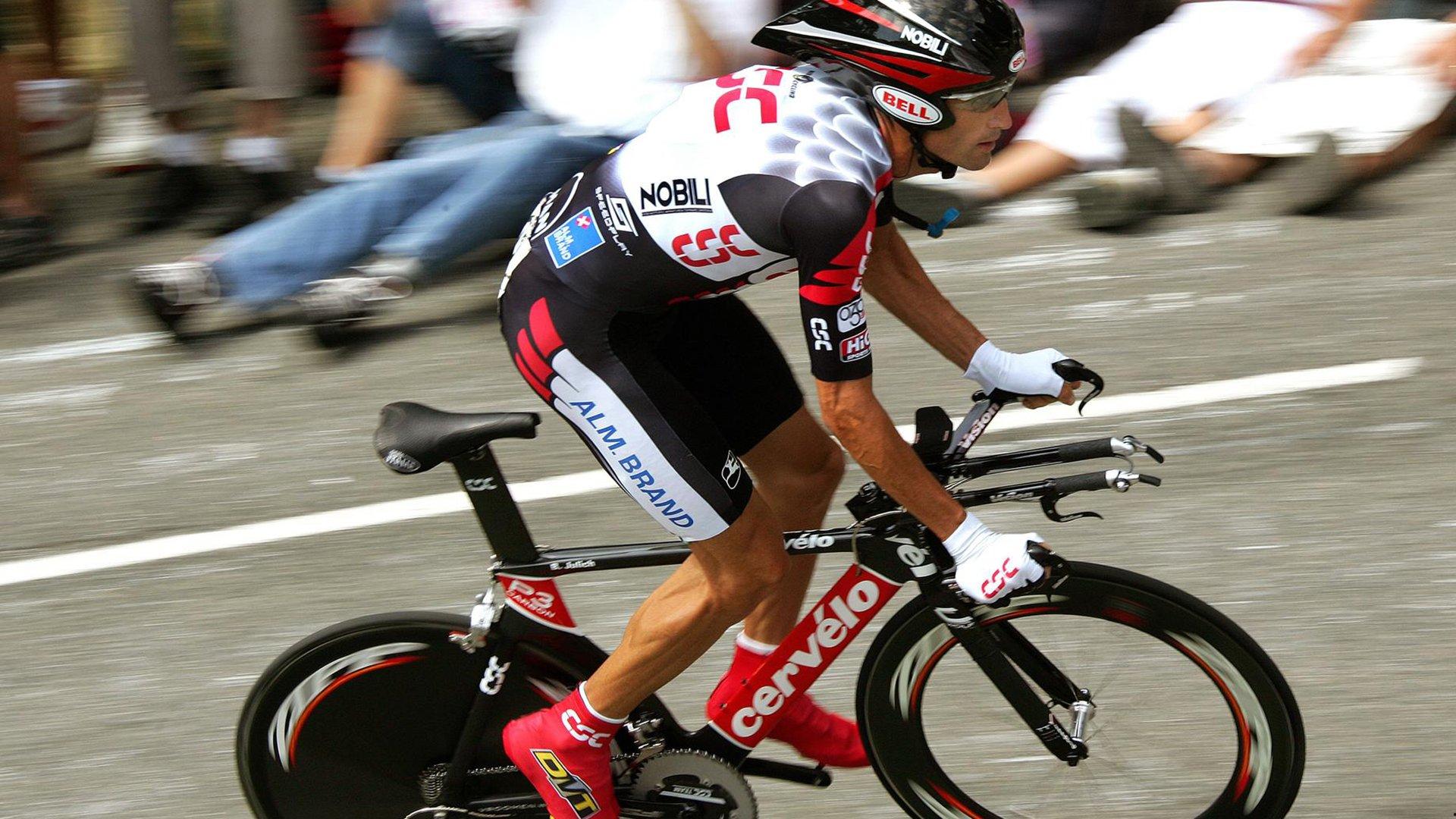 中超传奇教练重出江湖，竞聘国足帅位未获青睐，新东家已悄然敲定